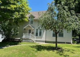 524 EIGHTH Street, Vandalia, Illinois 62471, 3 Bedrooms Bedrooms, 7 Rooms Rooms,2 BathroomsBathrooms,Residential,For Sale,EIGHTH,MAR23037210