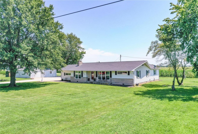 322 E CUMBERLAND ROAD, Brownstown, Illinois 62418, 3 Bedrooms Bedrooms, 7 Rooms Rooms,3 BathroomsBathrooms,Residential,For Sale,E CUMBERLAND ROAD,MAR24049317