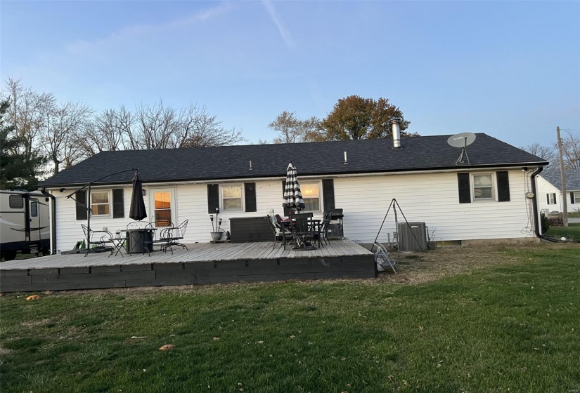 904 2nd Street, St Peter, Illinois 62880, 2 Bedrooms Bedrooms, 7 Rooms Rooms,1 BathroomBathrooms,Residential,For Sale,2nd,MAR24071111